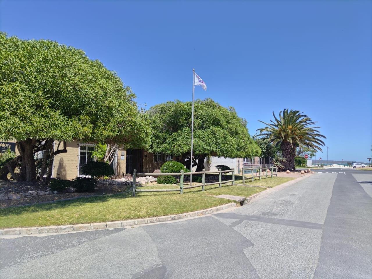 Puza Moya Guest House Langebaan Exterior foto